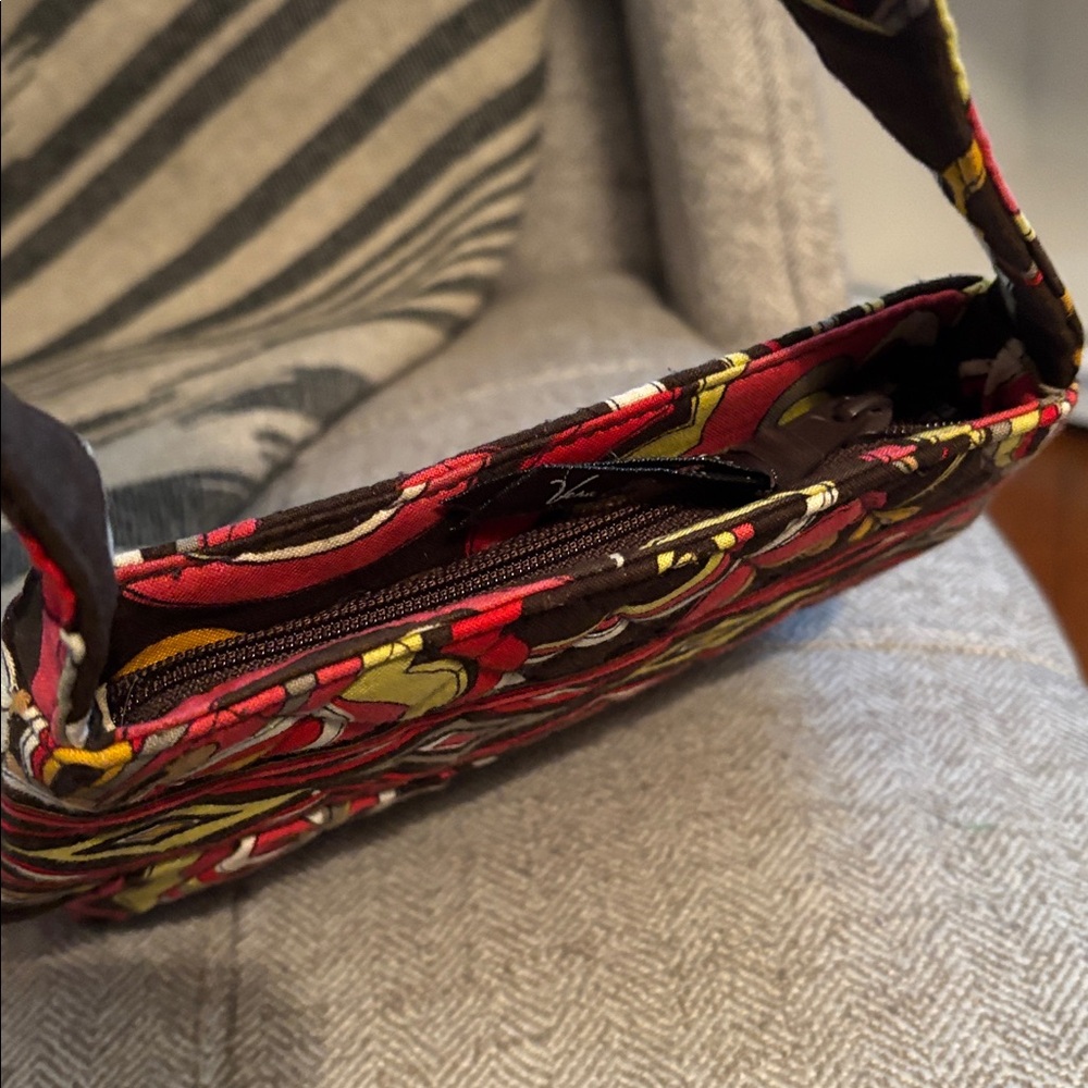 Vera Bradley - Puccini Retired Hannah Bag - Picture 8 of 9